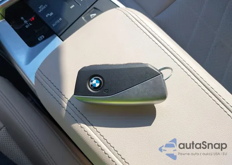 2025 BMW X1 xDrive28I из США, поврежденный, VIN WBX73EF08S5160078